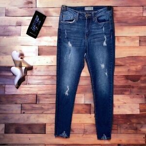 Soundgirl Distressed Skinny Jeans Sz 1 with Frayed Hem